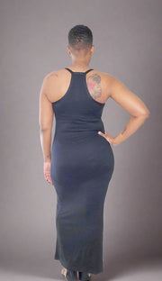 Relaxed and stylish casual maxi dress perfect for summer, featuring a breathable fabric blend for comfort. The dress offers a relaxed fit and a flowing maxi length, ideal for sunny days, warm evenings, casual outings, and beach walks. The versatile design pairs beautifully with both sandals and sneakers, embracing the carefree summer vibes
