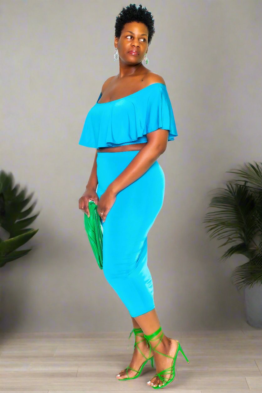 Unleash your style with our stunning Aqua Blue 2PC Set, an ensemble that marries comfort and chic like never before. 